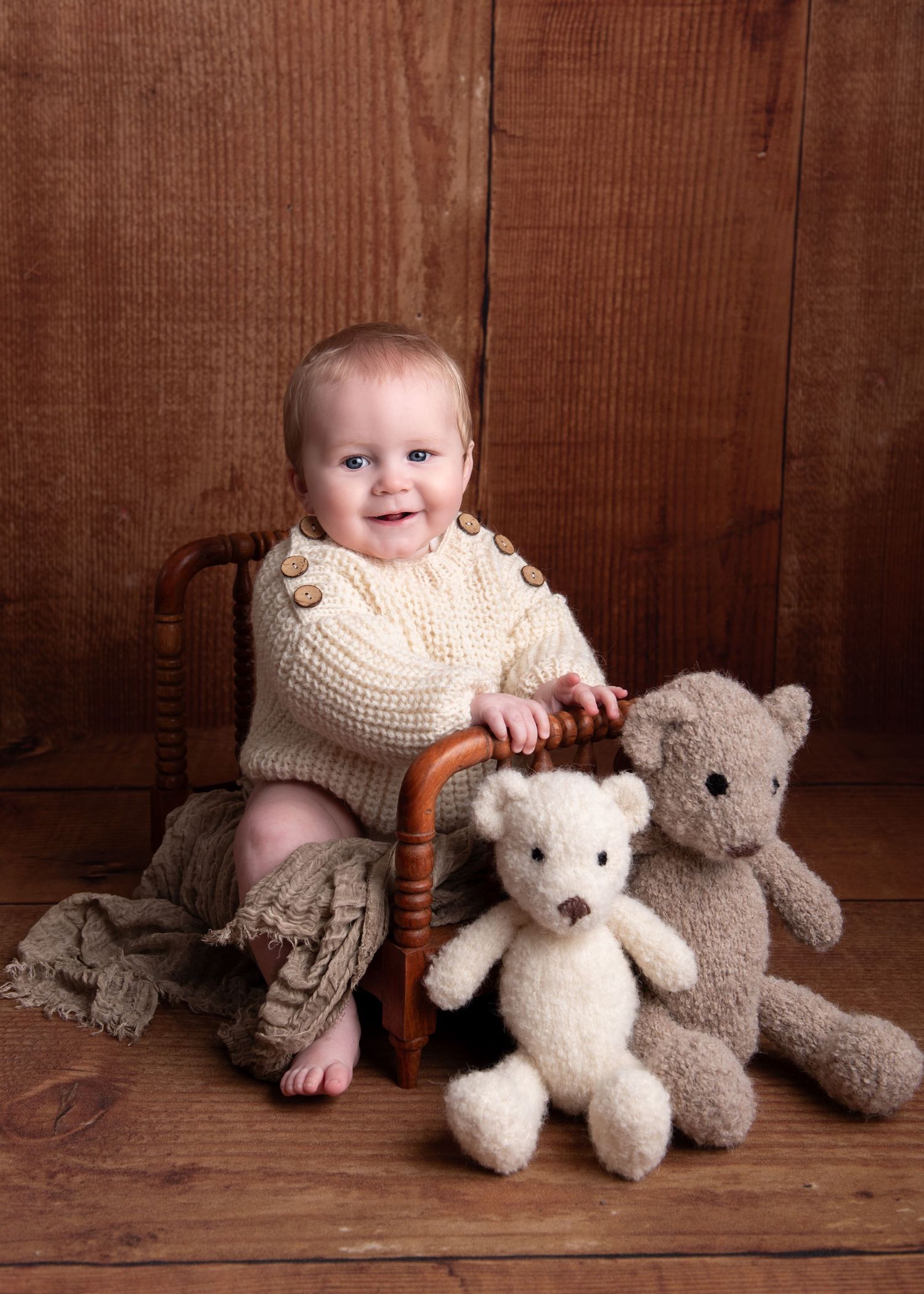 sitter session photoshoot baby picture bromsgrove Worcester