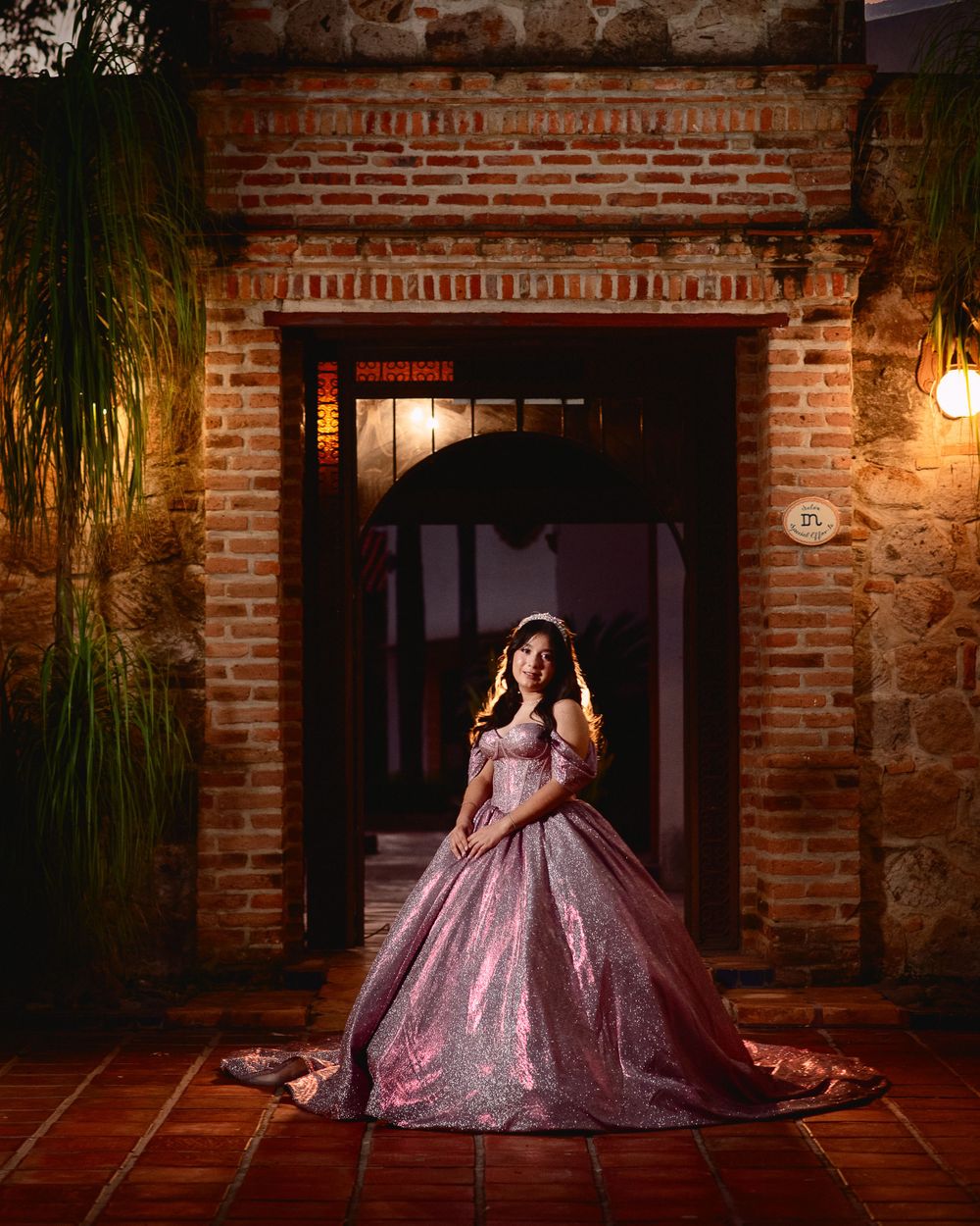 Sandra Gonzalez Photography offers high-end portrait experiences in Fremont, California, designed to celebrate your beauty and individuality