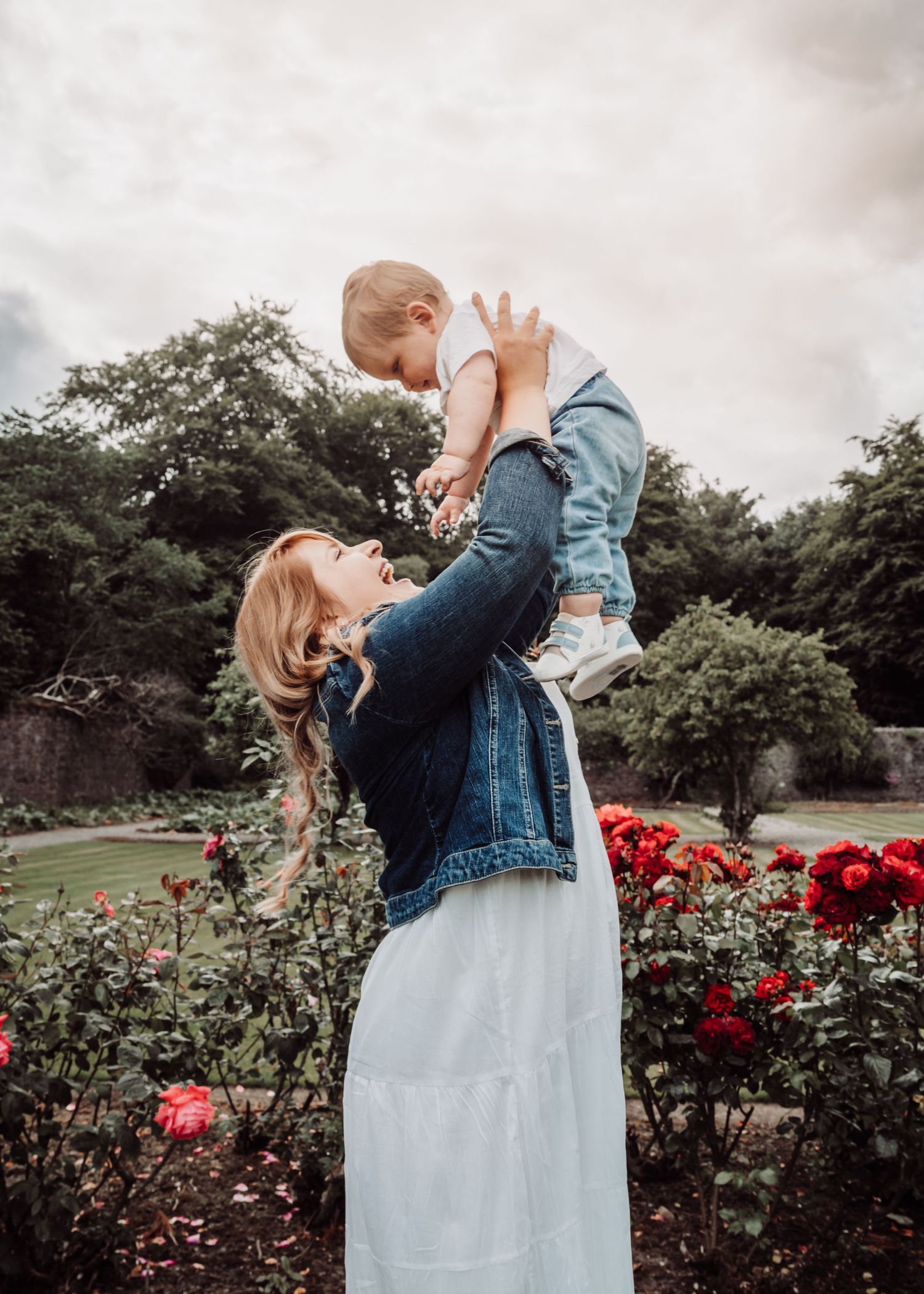 Family photographer Dundalk Ballymascanlon Hotel Riza Wilson Photography