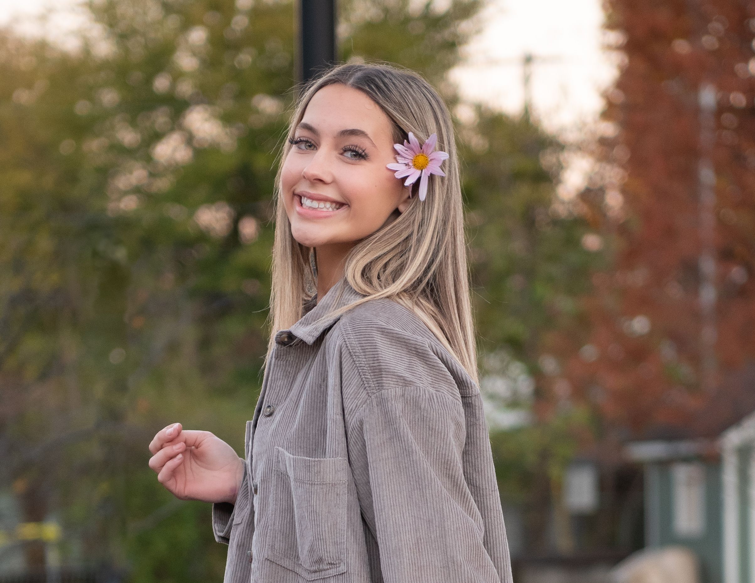 High School Senior Photographer, Beavercreek Ohio, Fairborn, Huber Heights, Kettering, Centerville, Oakwood, Bellbrook, Tipp, Troy