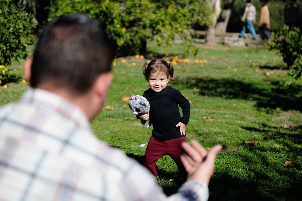 Family photoshoot shot at local park in Los Angeles County. Park name is O'melvany Park.
