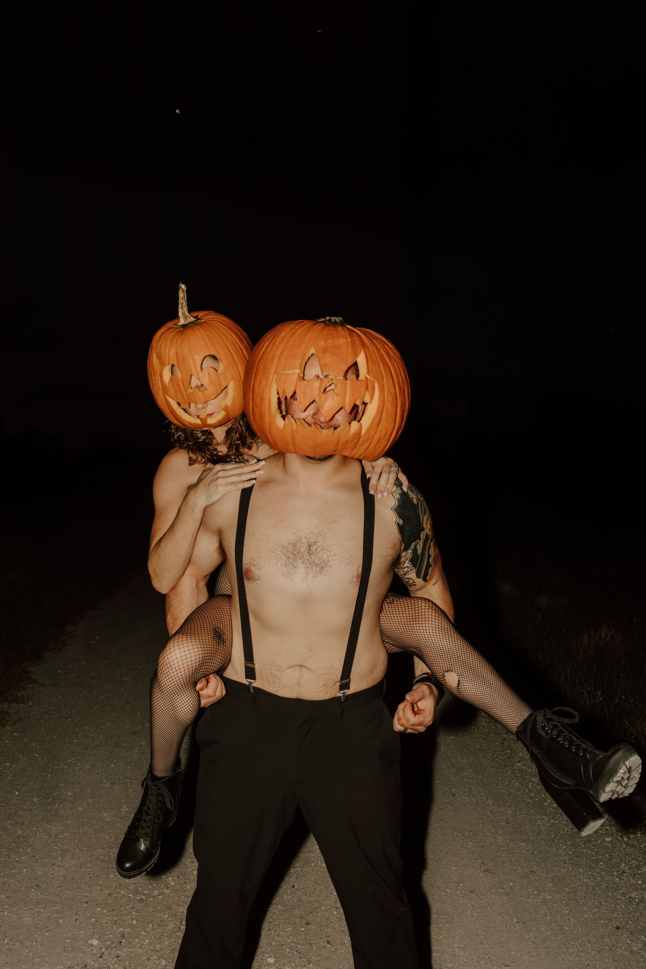 Spooky session pumpkinhead photoshoot