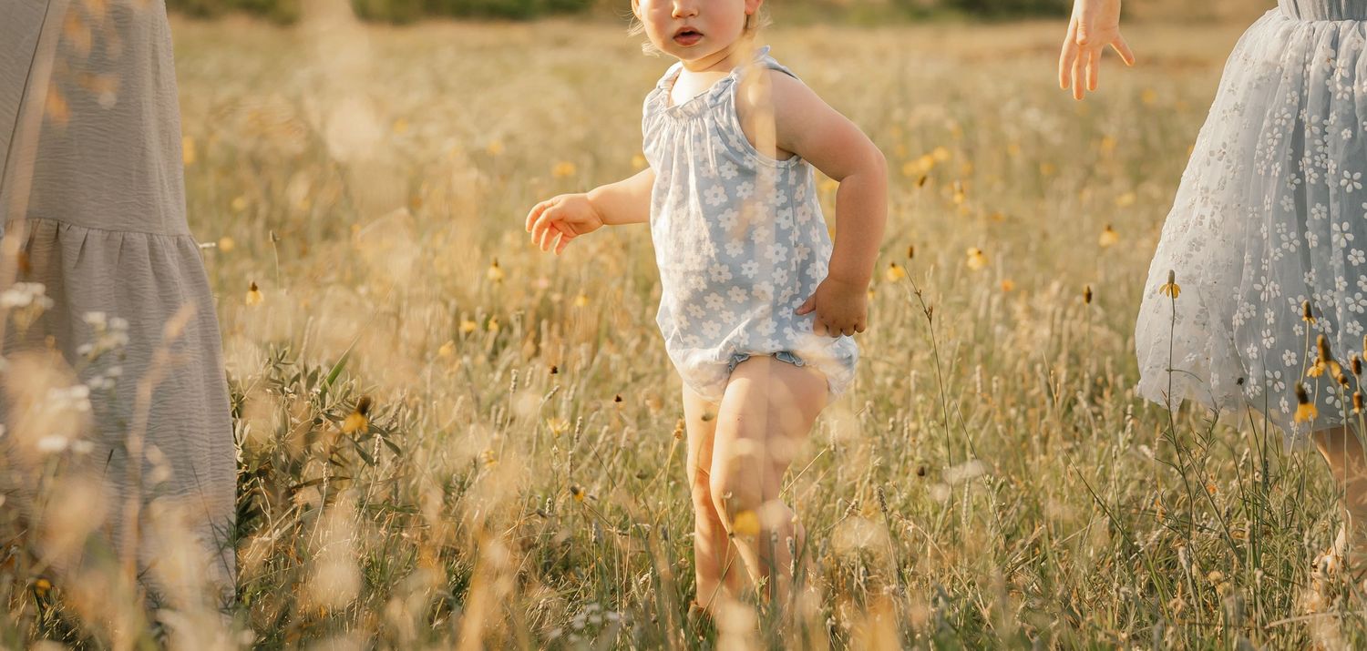 Wichita Wildlife Mountains Refuge Altus Oklahoma Family Motherhood Session Photoshoot, Lawton, Indiahoma, Medicine Park, Sisters