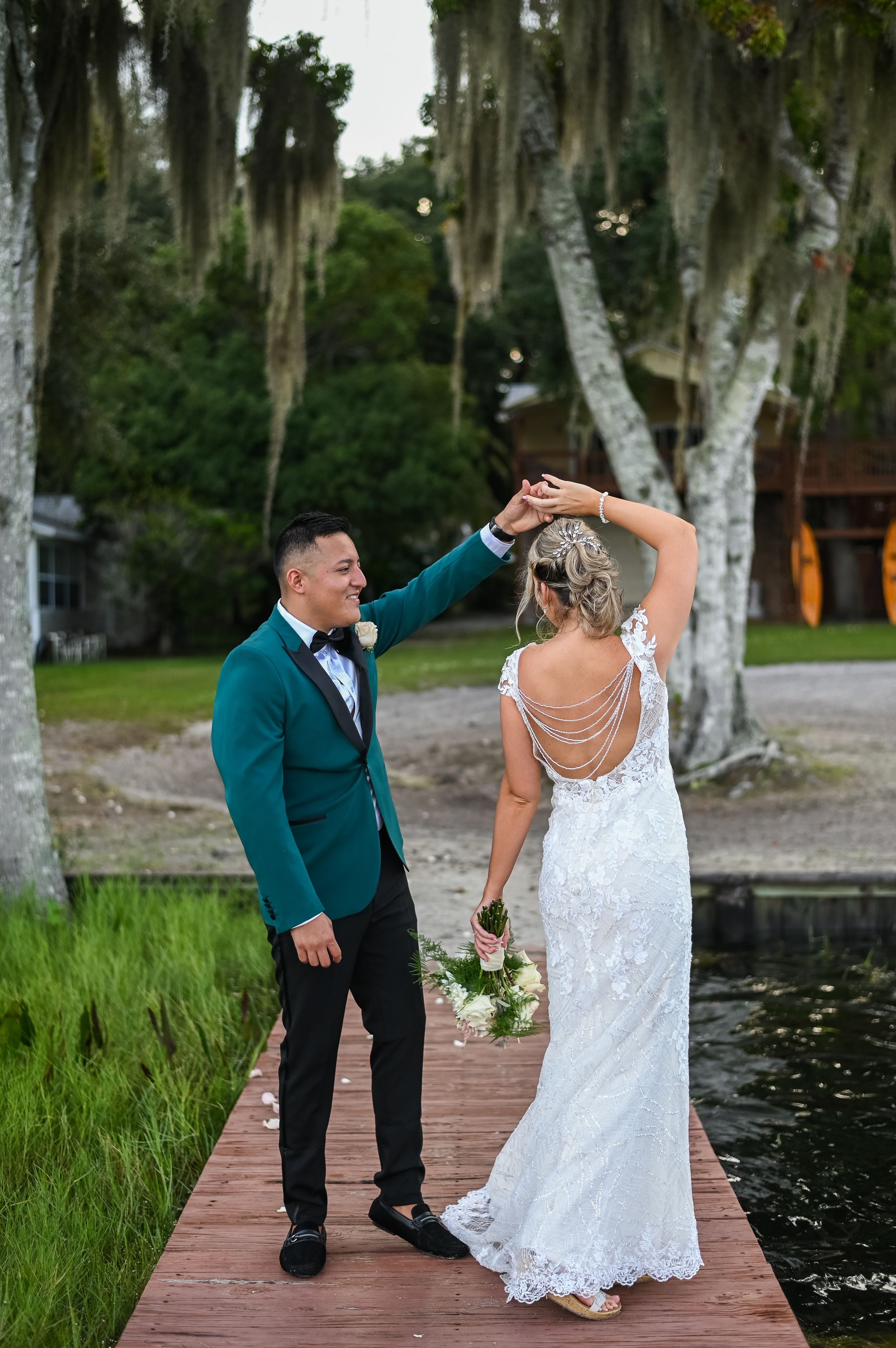 120 frases de aniversario tiernas (novios, bodas, amigos…), image size:2500x3758