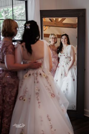 Wedding Photographer in East Tennessee, TN, near Chattanooga, TN and North GA area. The Venue Chattanooga