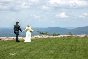 Wedding Photographer in East Tennessee, TN, near Chattanooga, TN and North GA area. McLemore Resort at Cloudland Canyon Rising Fawn, GA
