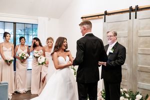 Wedding Photographer in East Tennessee, TN, near Chattanooga, TN and North GA area. The Venue Chattanooga
