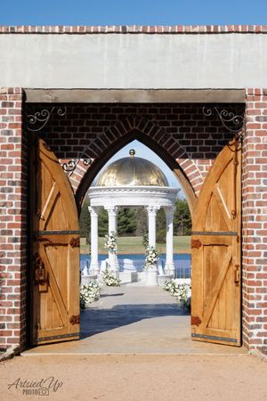 Wedding Photographer in East Tennessee, TN, near Chattanooga, TN and North GA area. The Conservatory at Blackberry Ridge, Trenton, GA