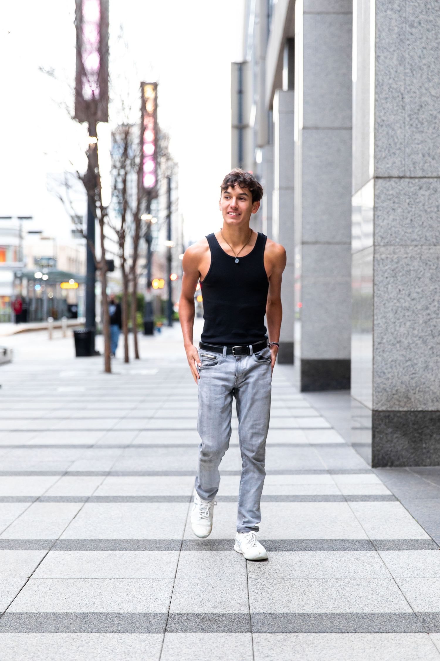 downtown-houston-senior-photos