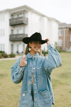 About - COURTNEY MARIE x PHOTO