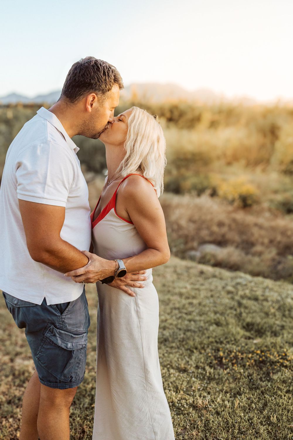Photoshoot, Val de Vie Estate, Franschhoek, South Africa. Couple kissing