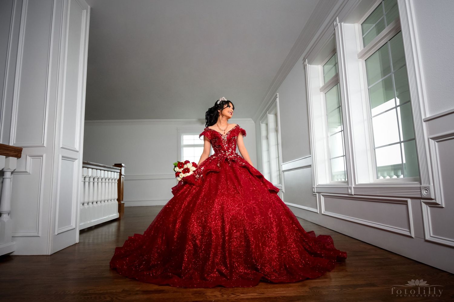 Quince celebration with unexpected guest turnout showing open invite planning checklist, guest management, venue safety and RSVP planning
