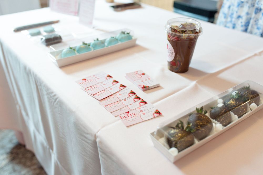 St. Louis event photography for Mamas Who Brunch and Making a Miracle