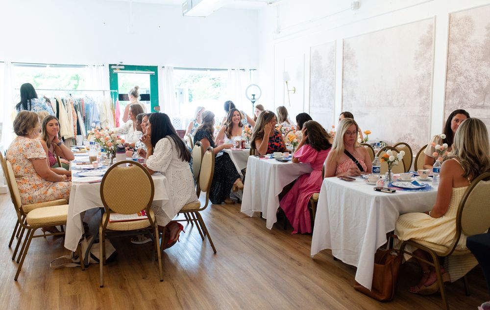 St. Louis event photography for Mamas Who Brunch and Making a Miracle