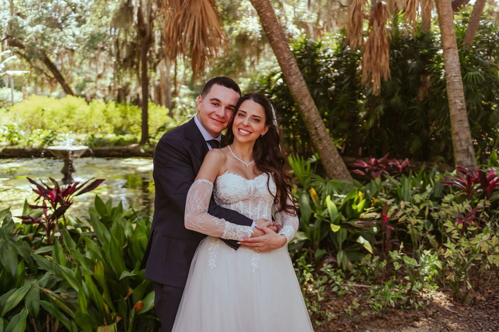 Washington Oaks Gardens State Park Wedding in Palm Coast, Florida. Bride and groom wedding photography portraits.