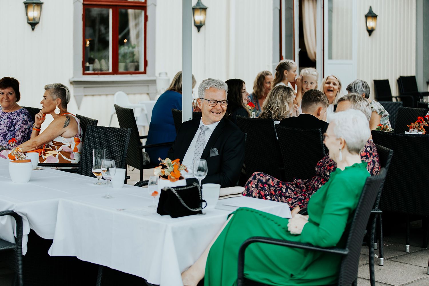 Linn och Christians bröllop på Hennickehammar herrgård utanför Filipstad. Bröllopsfotograf Rebecca Nordin. Karlstad.