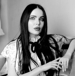 Model Volodina during Photoshoot 1 of the vampire inspired photography project by Ted Smith called Project Vampirique #projectVampirique