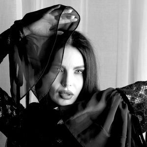 Model Volodina during Photoshoot 1 of the vampire inspired photography project by Ted Smith called Project Vampirique #projectVampirique