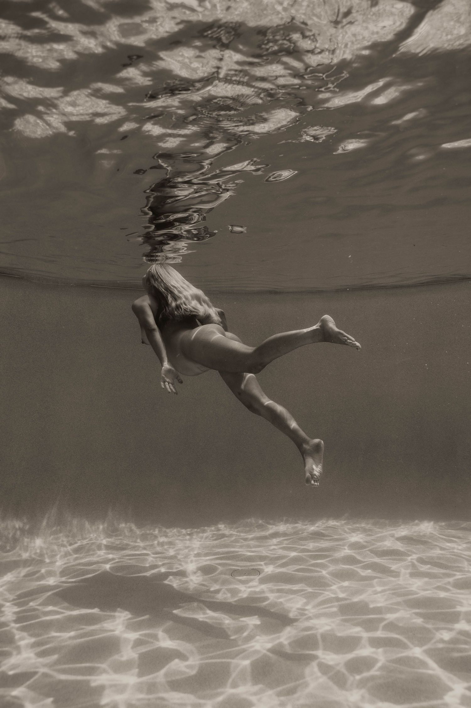 Sunshine Coast Underwater Maternity Photography Brisbane Gold Coast Ocean and sea photography Motherhood #1 number one photographer