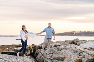 Maternity Photographer Cape Elizabeth, Maine