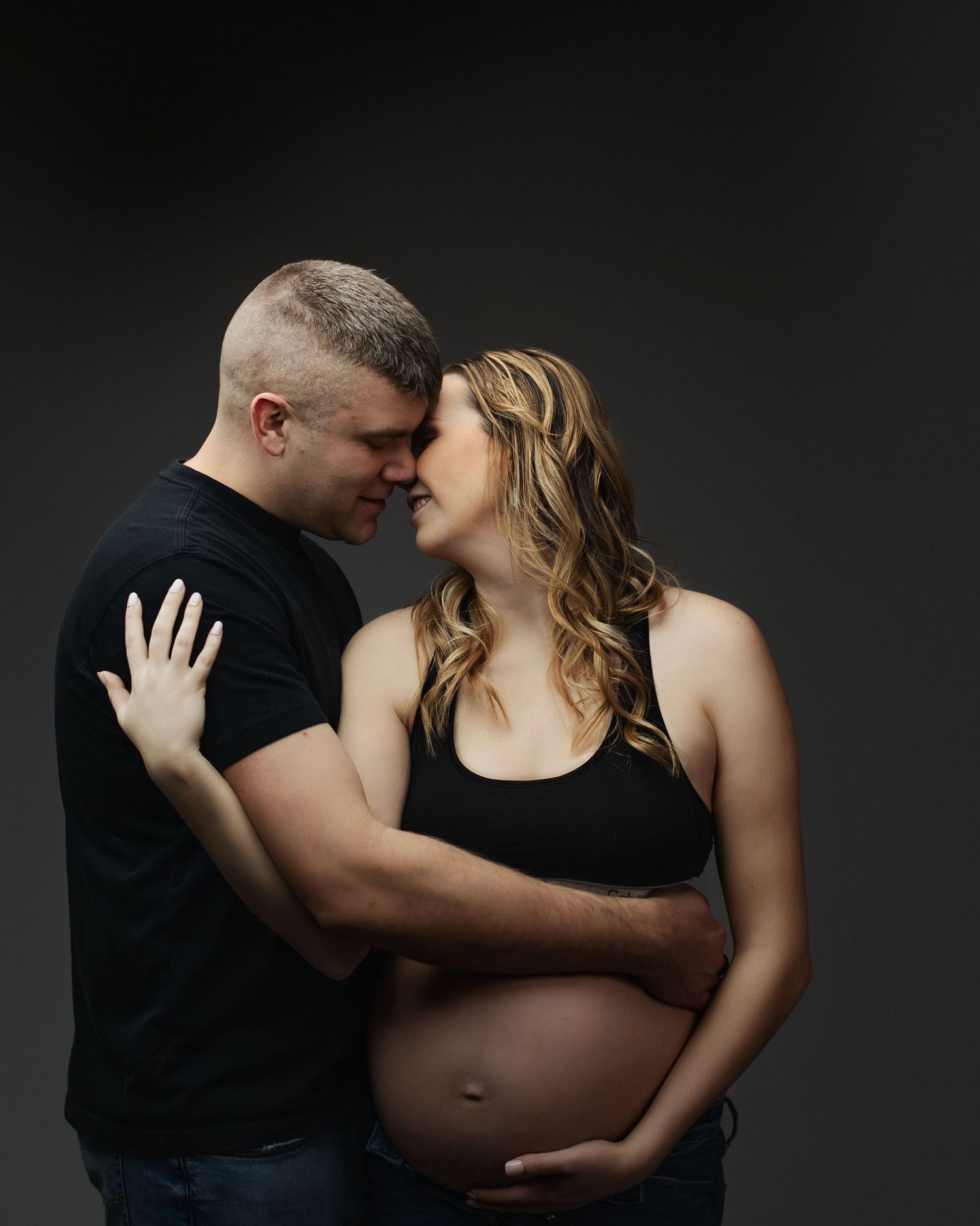 Professional Maine maternity photo