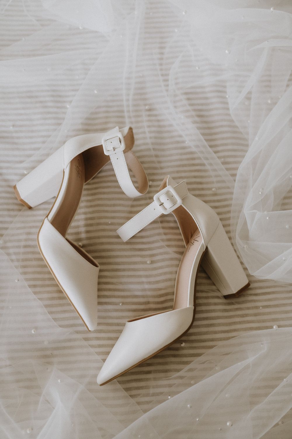 A country Elopement at Alto BnB in Franklin, Tasmania. Captured by wedding photographer Joss Jensen