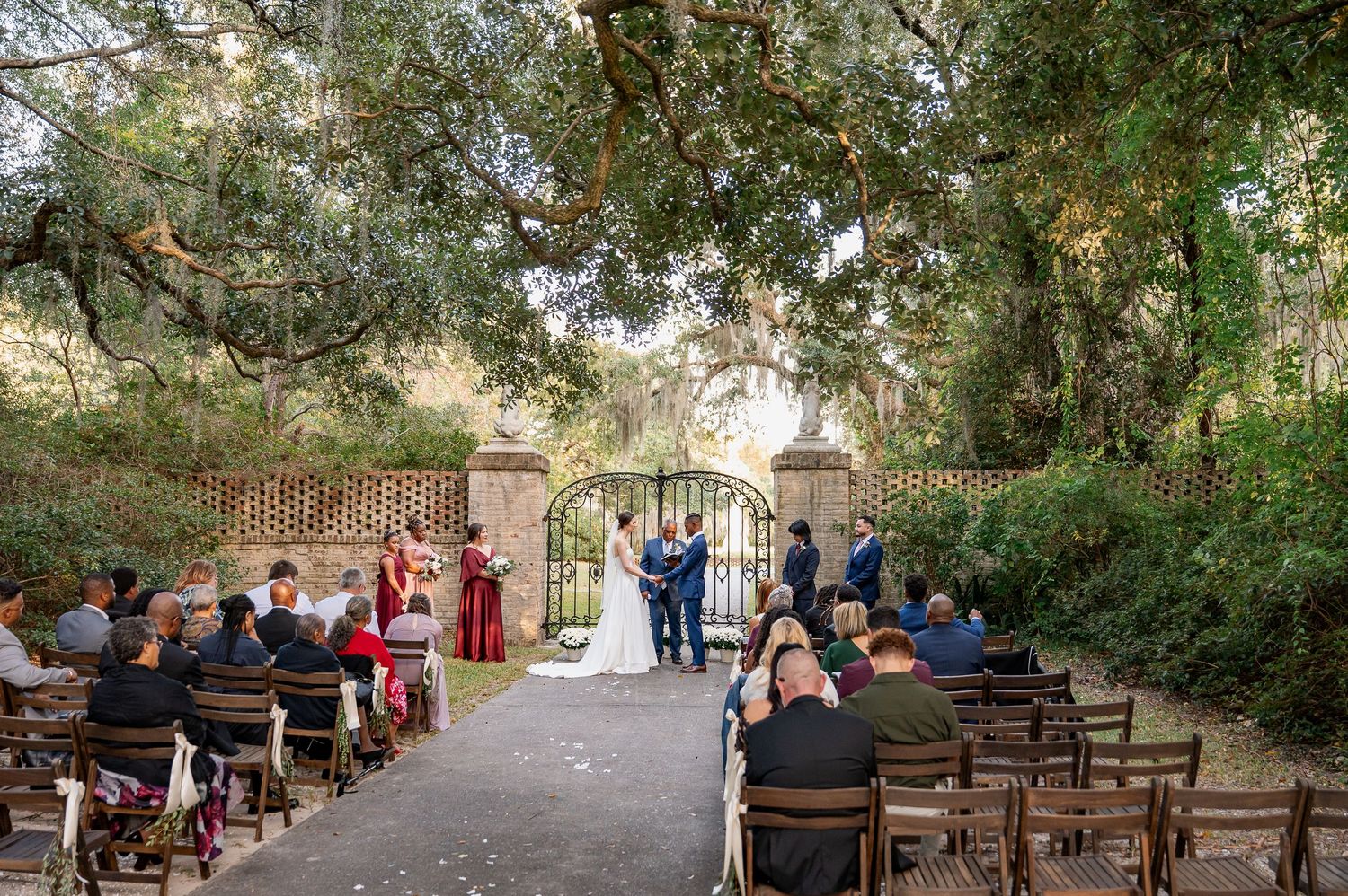 Bride and Groom getting married at Brookgreen Gardens