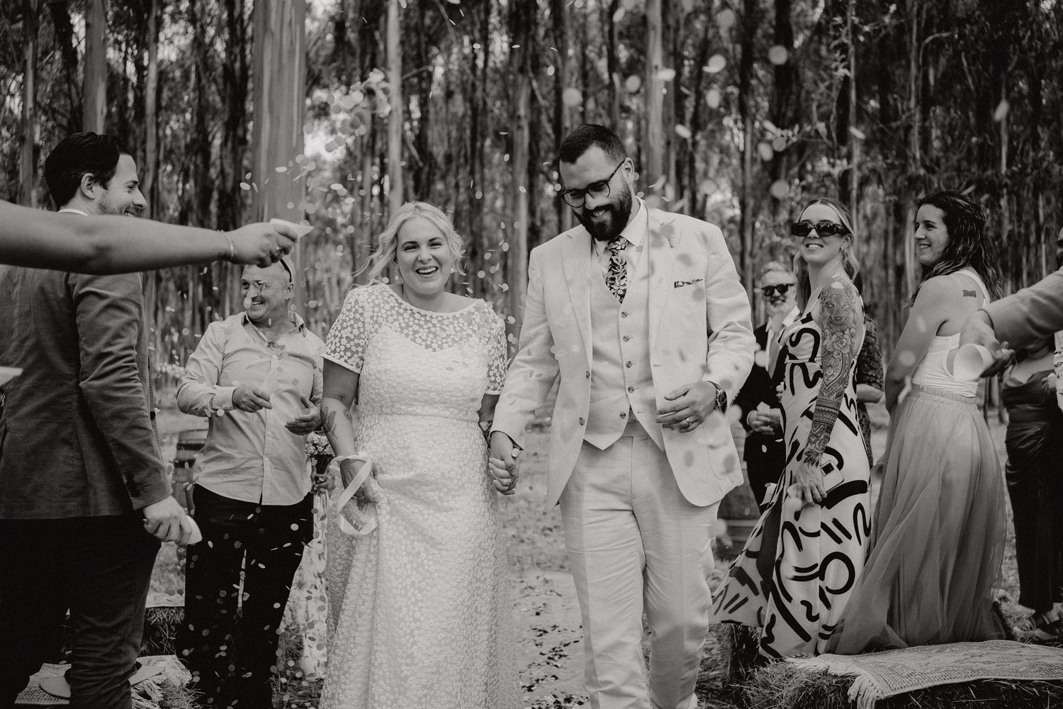 Wedding photographer in melbourne australia, country, laid-back, premium style
