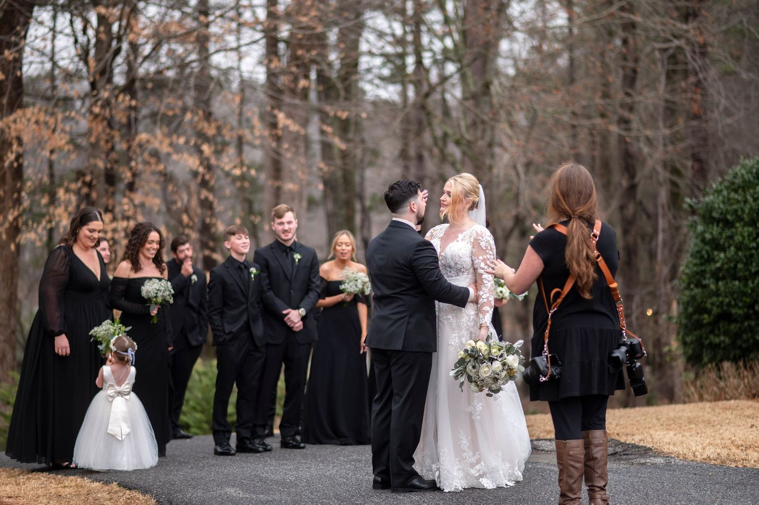 wedding photos at little river farms