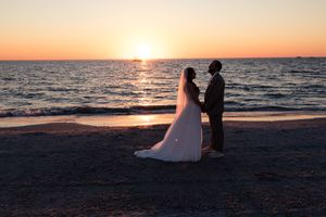 Micro wedding destination beach venue in Tampa, Dunedin, Clearwater, St Pete, Naples, Miami, West Palm, Florida, England and Scotland