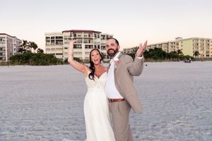 Micro wedding destination beach venue in Tampa, Dunedin, Clearwater, St Pete, Naples, Bradenton, Miami, West Palm, Amelia Island, Florida