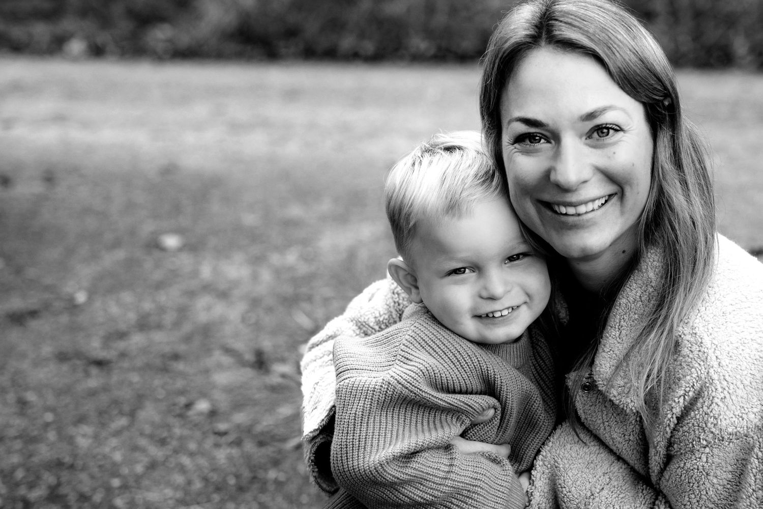 Familiebilleder med dig og dine børn? Så kan jeg varmt anbefale Fotograf Jane Søndberg, hun får det bedste frem i jer alle. Fotografering.