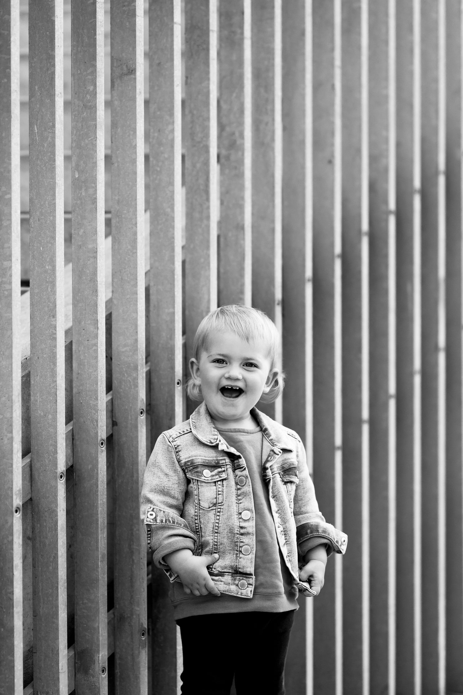 Fotografering af dine guldklumper på trappen i Århus. Fotograf Jane Søndberg Århus.