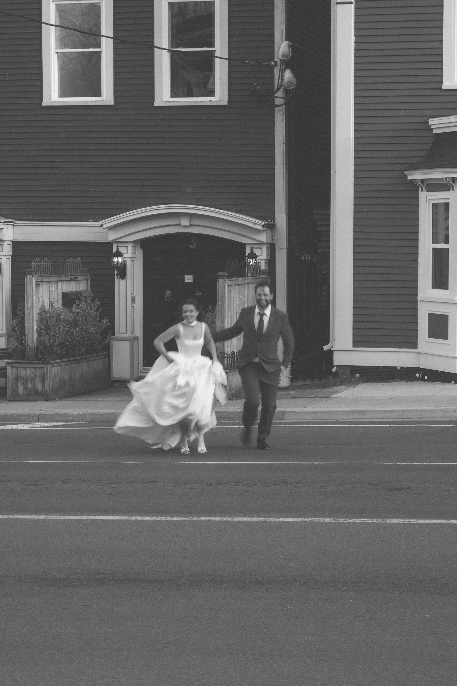 couple elopement by the ocean
