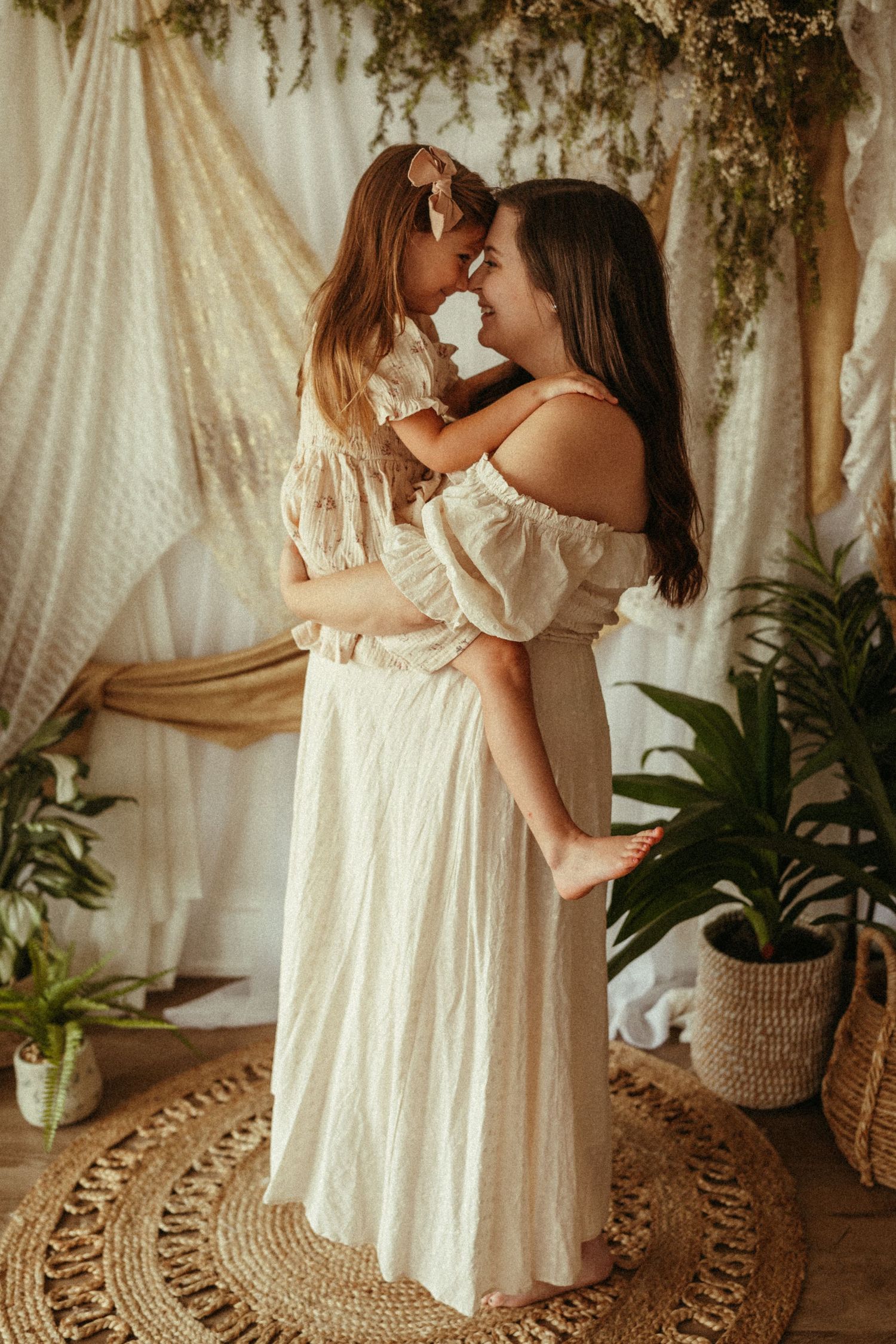 mom and daughter maternity