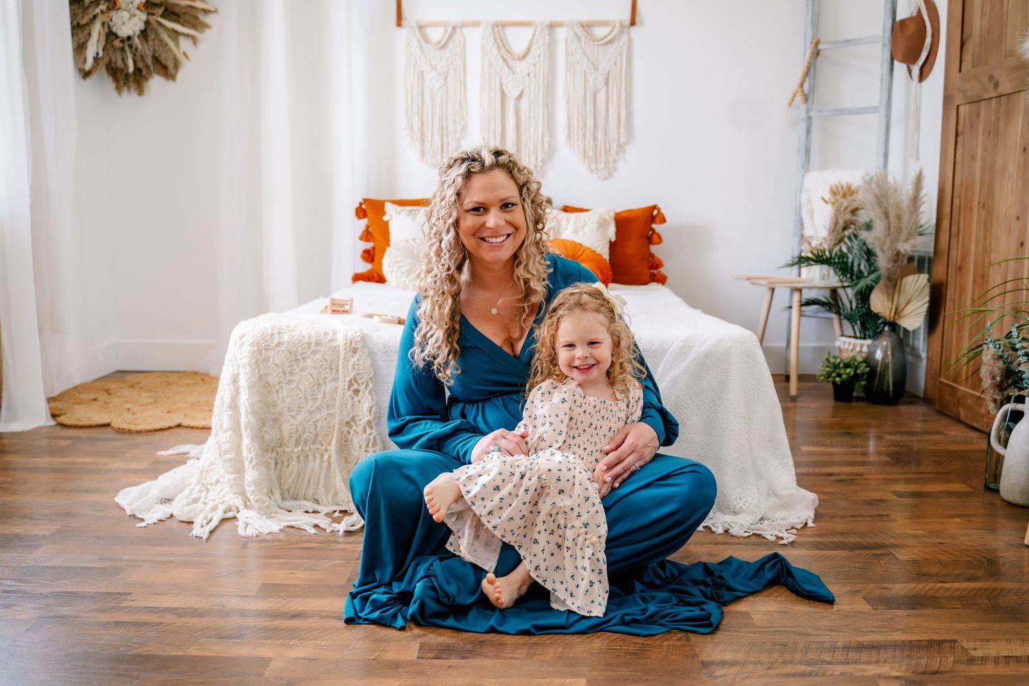 Lake County Illinois photographer Northern Illinois 
Maternity
Newborn
Lifestyle Studio Session