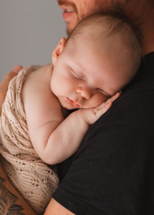 In home newborn photography, Baby led photography Sarah Shaw Photography