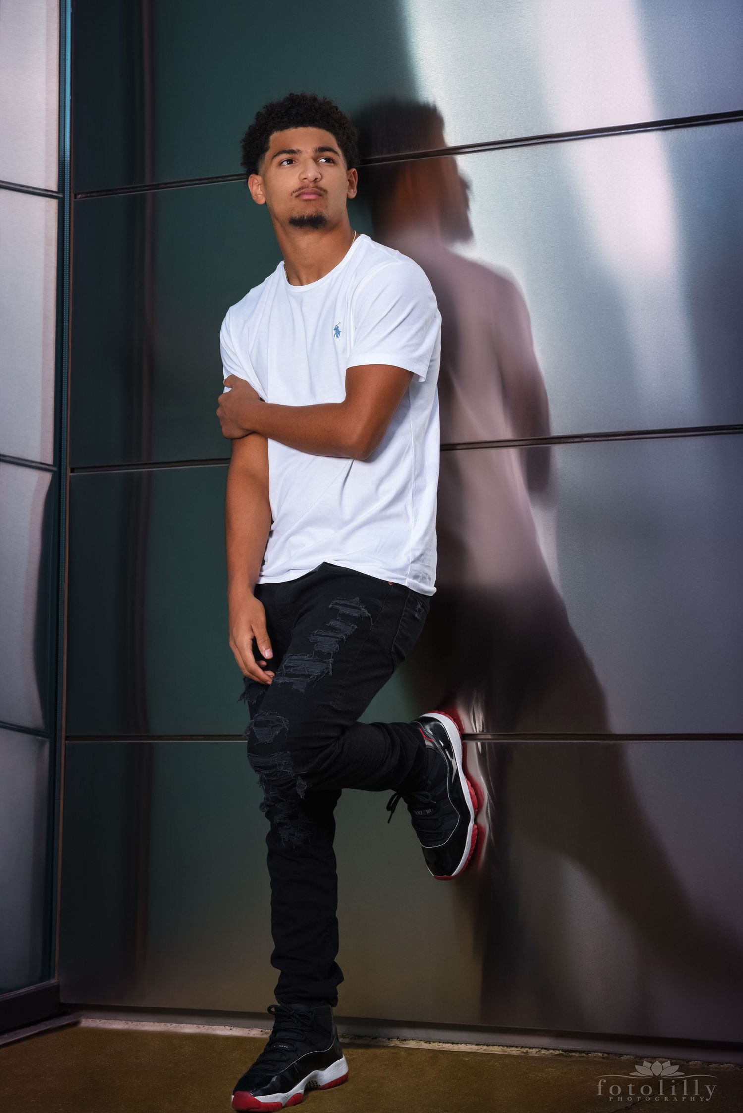 Dallas Fort Worth Senior Photographers DFWs Best Senior Portrait Photographers senior photoshoot locations fotolilly photography packages