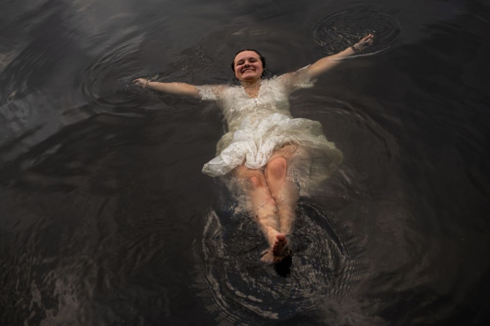 Upper Peninsula  Lifestyle Photographer. Weddings, engagement, families