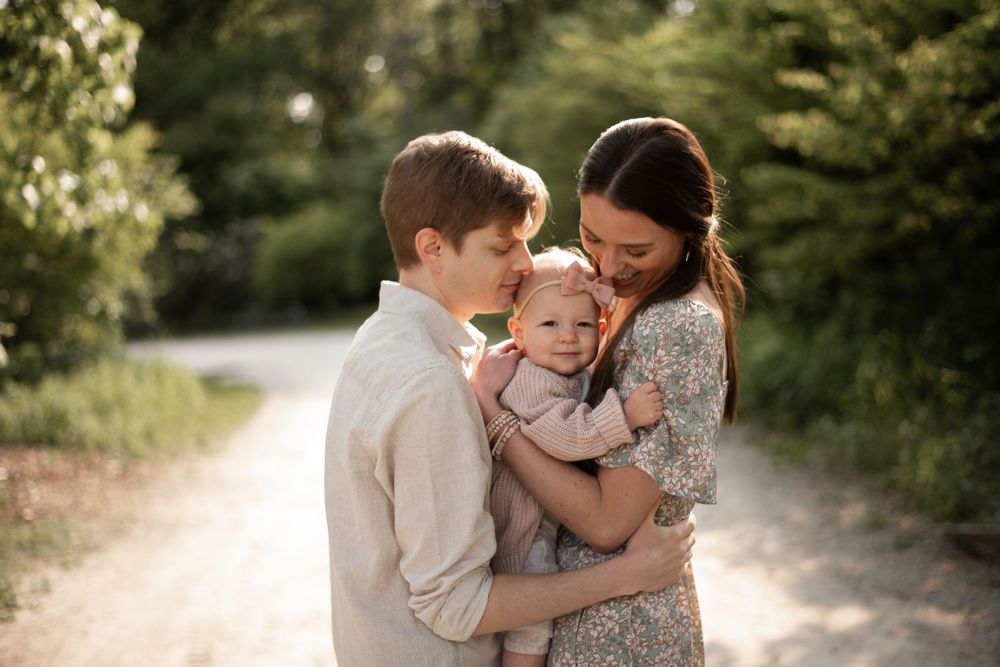 Upper Peninsula  Lifestyle Photographer. Weddings, engagement, families