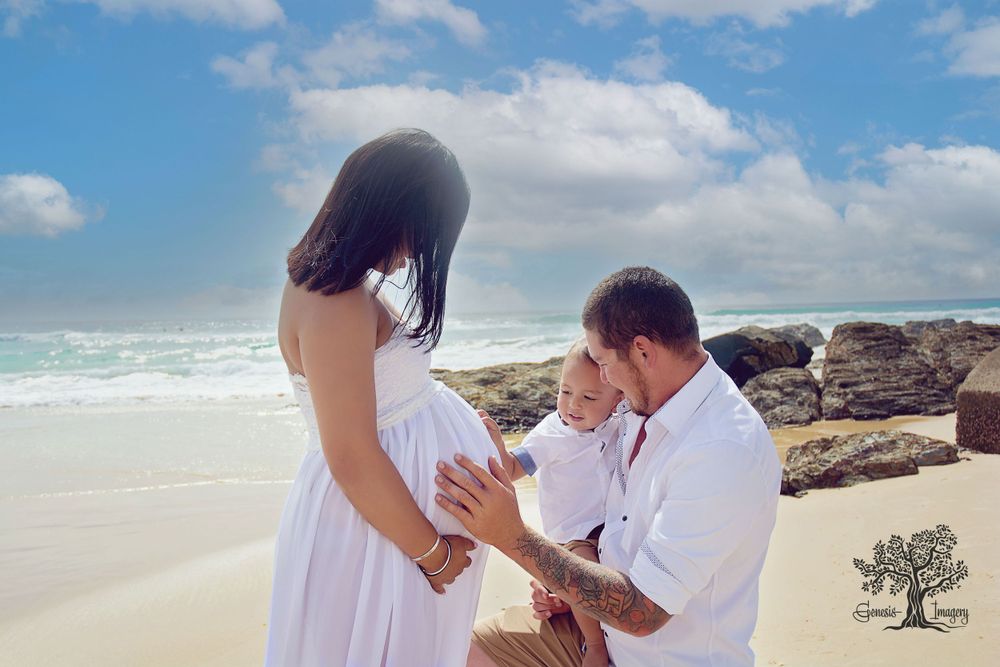 Maternity and family session Gold Coast including toddlers and partners.