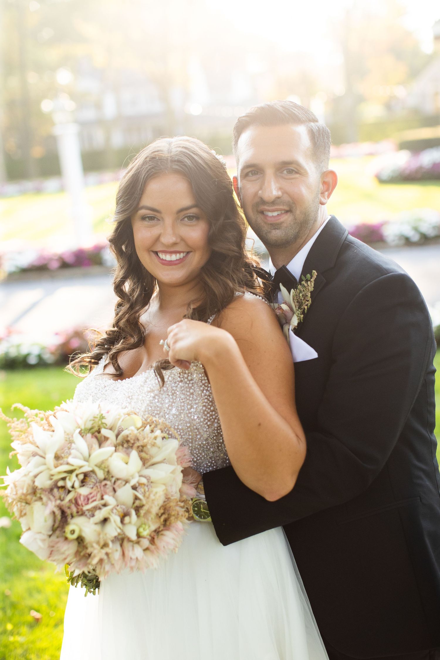 Stewart Manor: Bride and groom portrait at Stewart Manor on Long Island.