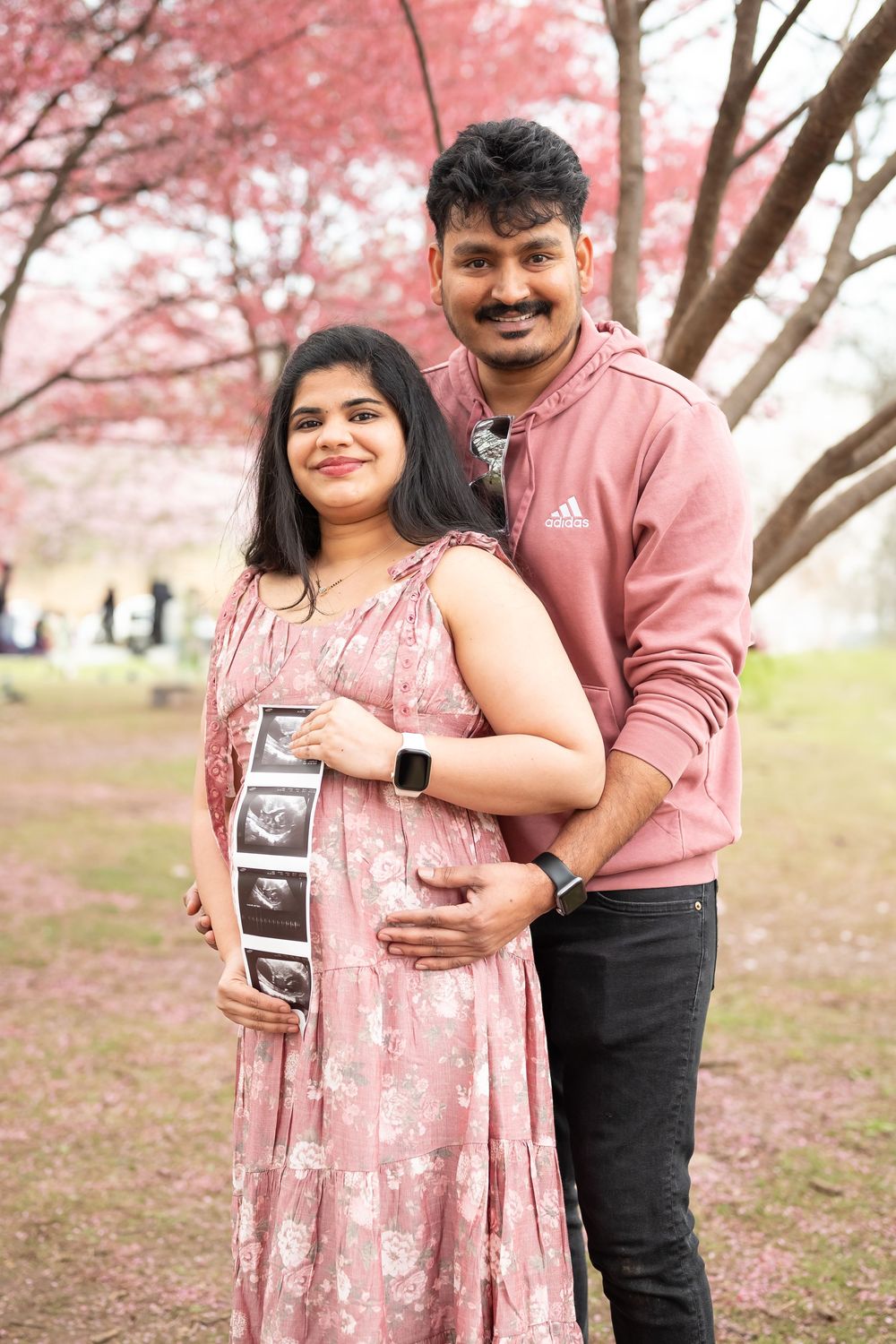 Captured Moments Photography booking prom, graduation, wedding, engagement & event shoots—capturing memorable moments with stunning images.