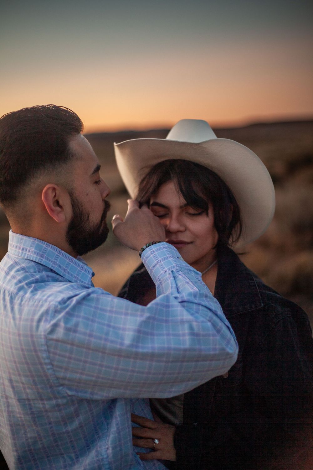 Engagement photos, bishop, CA. Jasmine Beaghler wedding photography. High desert wedding photography. California wedding photography.