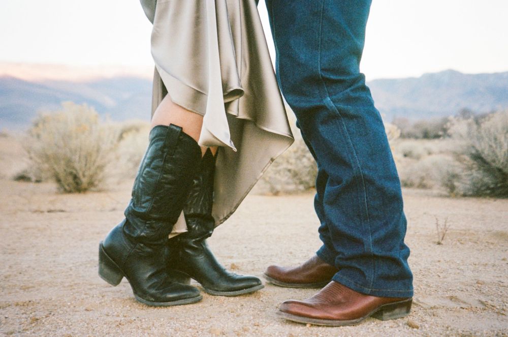 Engagement photos, bishop, CA. Jasmine Beaghler wedding photography. High desert wedding photography. California wedding photography.