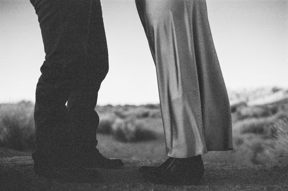 Engagement photos, bishop, CA. Jasmine Beaghler wedding photography. High desert wedding photography. California wedding photography.