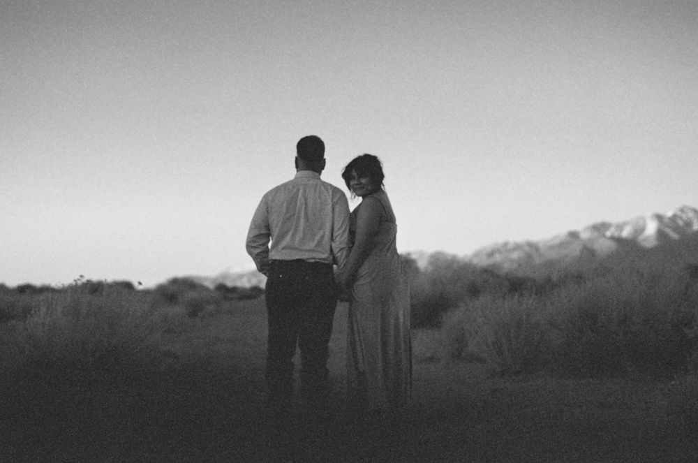 Engagement photos, bishop, CA. Jasmine Beaghler wedding photography. High desert wedding photography. California wedding photography.