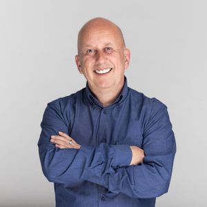 Professional studio headshot on plain background-08