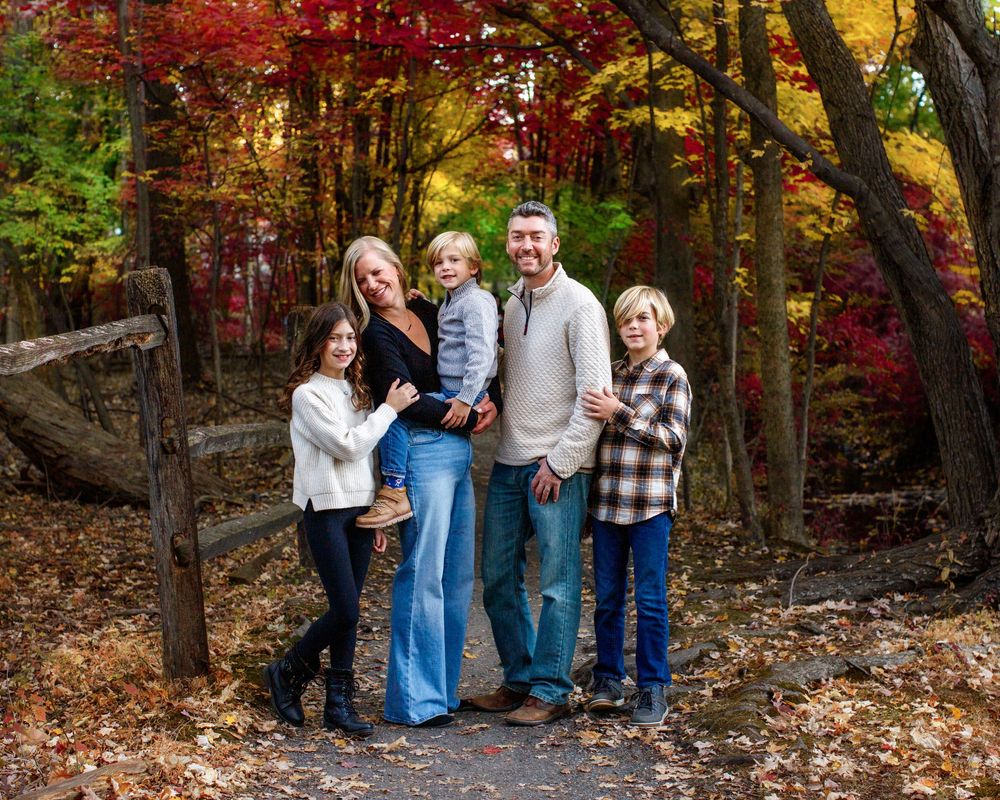 Bergen County Family Photographer family outdoors in allendale, nj