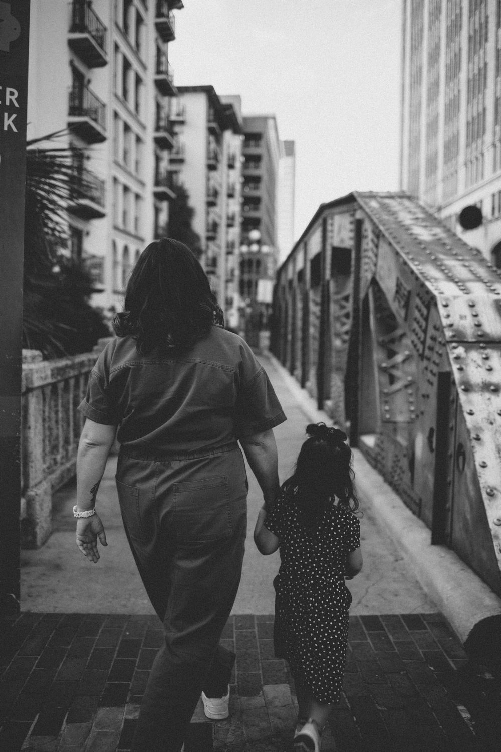 marino-made-events-family-photo-session-downtown-san-antonio-reverie-photography